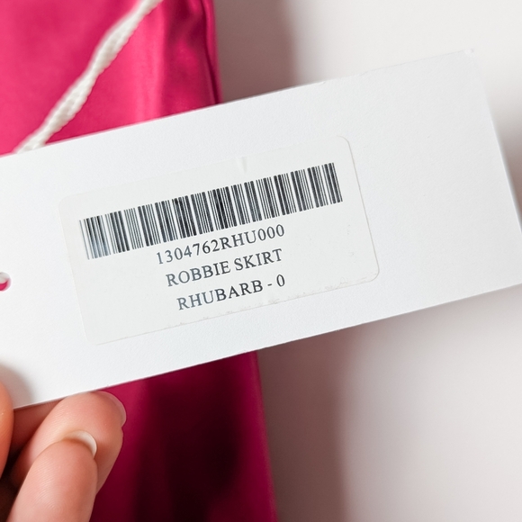 NWT REFORMATION Robbie 100% Silk Skirt Rhubarb Pink Slit 0 - Picture 8 of 12